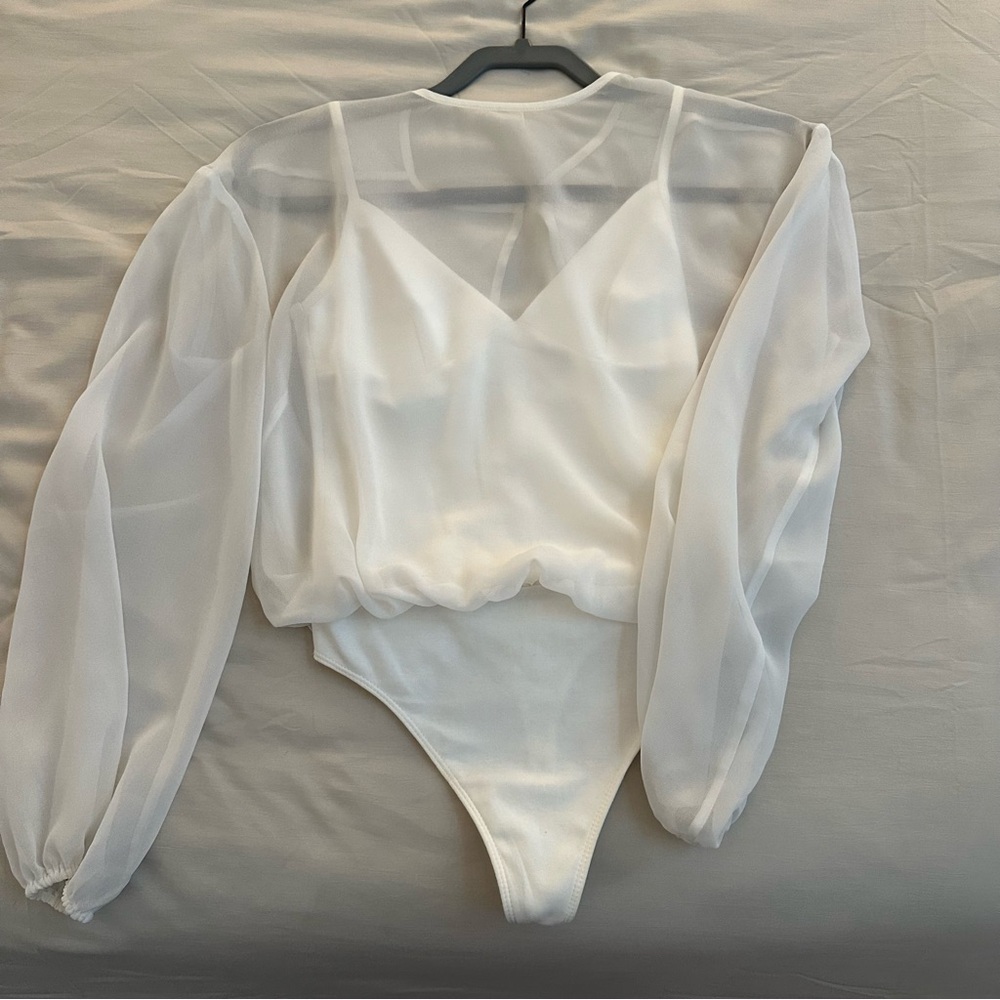 Aritzia Cream Sheer Long Sleeve Bodysuit - Picture 2 of 7